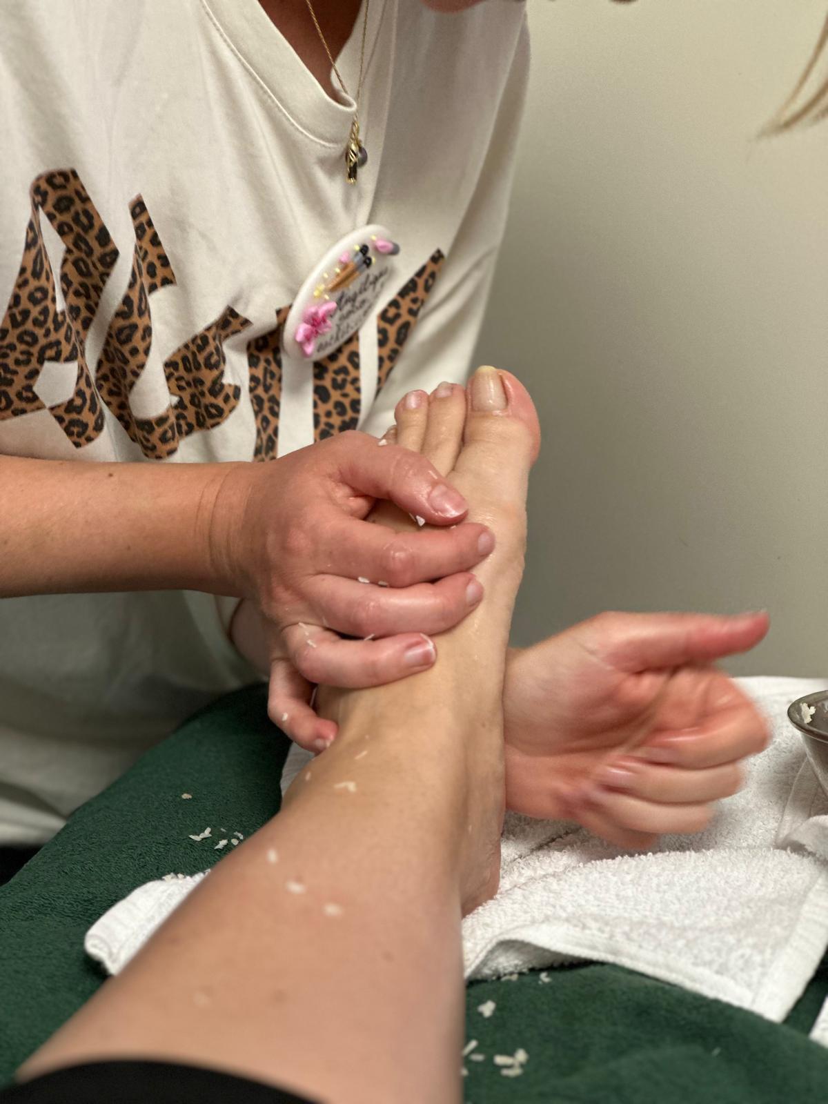 Activité soins des pieds